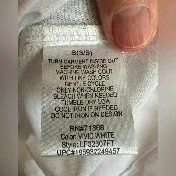 Coca Cola “Have A Coke And A Smile” White T-shirt - Woman’s Size Small - Picture 4 of 7